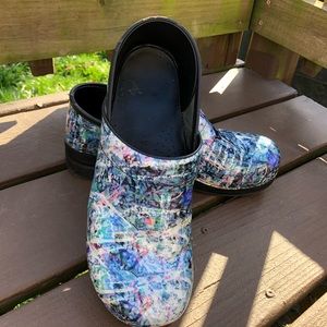 Dansko Size 42